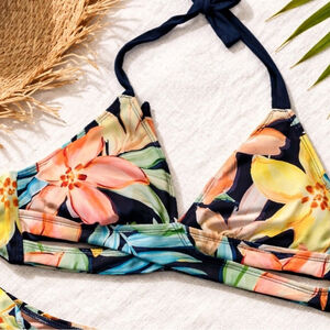 KONA SOL Swimwear Navy Floral Bikini Top Size XL